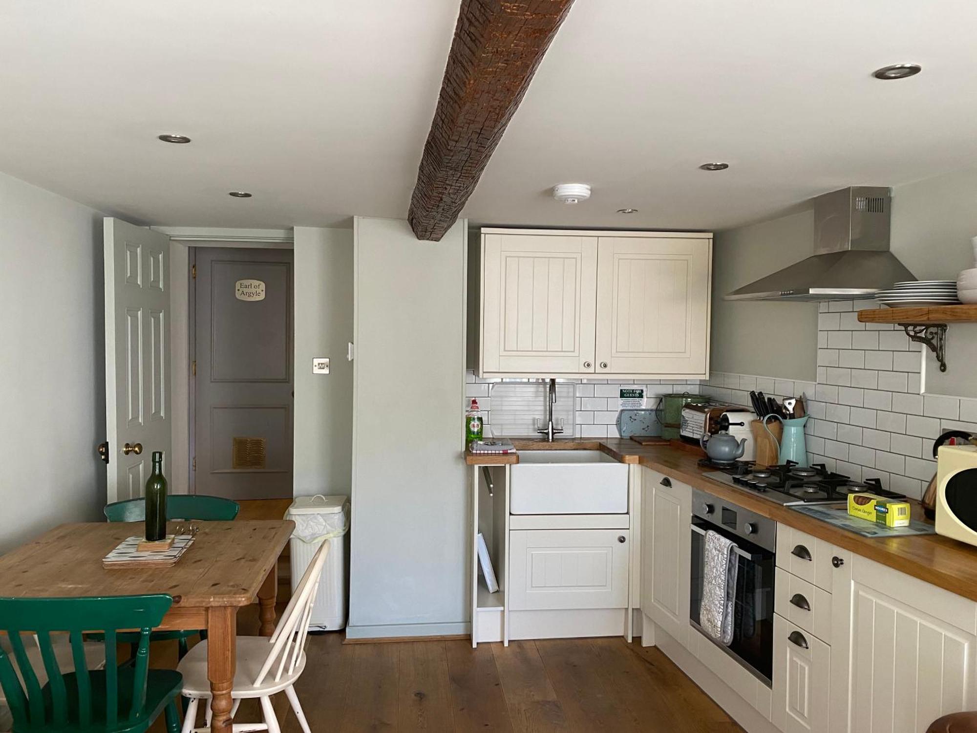 Monmouth House Apartments, Lyme Regis Old Town, Dog Friendly, Parking Exterior photo